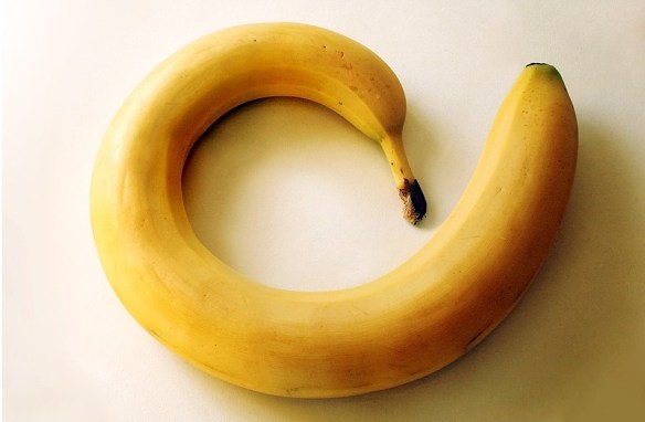 banane contro ictus, ipertensione, acidità, anemia, stipsi, calo della libido, depressione, stress