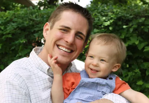 Dott. Loiacono Emilio Alessio Medico Chirurgo Roma Medicina Chirurgia Estetica Rughe Filler Cavitazione Peso Dimagrire Pancia Grasso Dietologo Cellulite Senologo Pene HD Grasso Pancia Sex Sessuologo Auguri Buon Natale 2013 SALUTE NEONATO DIETA PADRE