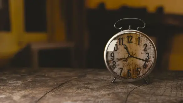 MEDICINA ONLINE EMILIO ALESSIO LOIACONO MEDICO CHIRURGO OROLOGIO TEMPO MINUTI ORE RITARDO (2)