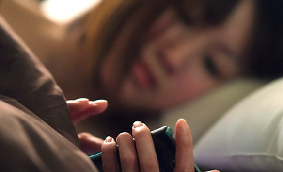 MEDICINA ONLINE Dott Emilio Alessio Loiacono Medico Chirurgo Roma USARE SMARTPHONE LETTO DORMIRE UCCIDERTI Riabilitazione Nutrizionista Medicina Estetica Cavitazione Radiofrequenza Ecografia Pulsata Macchie Capillari Linfodrenaggio Pene Panc