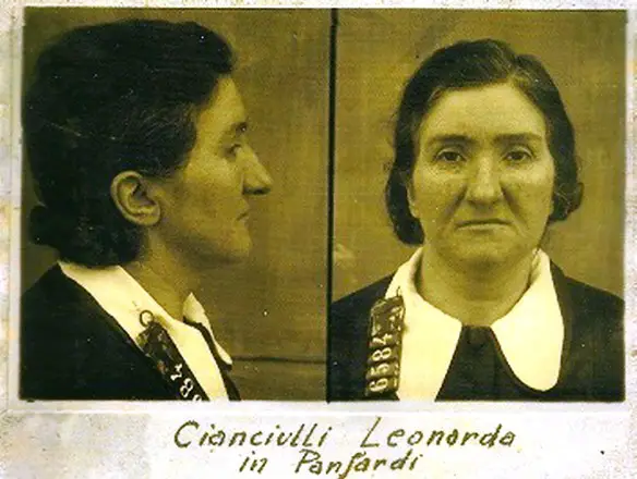 MEDICINA ONLINE LEONARDA CIANCIULLI SERIAL KILLER ITALIA SAPONIFICATRICE CORREGGIO EMILIA VITTIME ASSASSINA.jpg