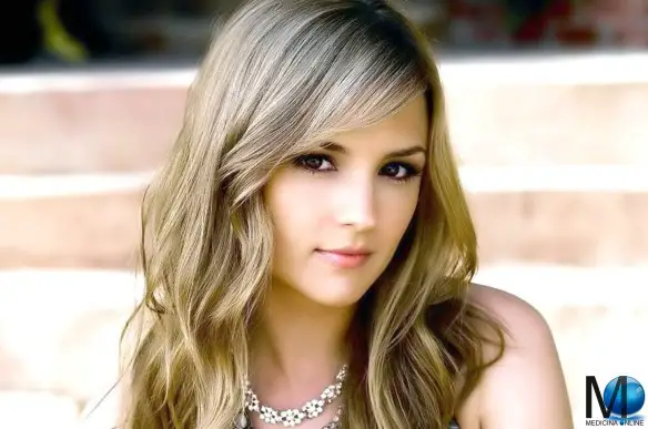 MEDICINA ONLINE VOLTO DONNA CAPELLI SGUARDO RAGAZZA BIONDA OCCHI OCCHIAIE TERAPIA TRATTAMENTO EYES TRUCOS DE BELLEZZA VISO DONNA RIMEDI SEXY SEX CHIRURGIA MEDICINA ESTETICA PELLE SCURA PANDA OCCHIO NERO ORIENTALE YOUNG GIRL.jpg