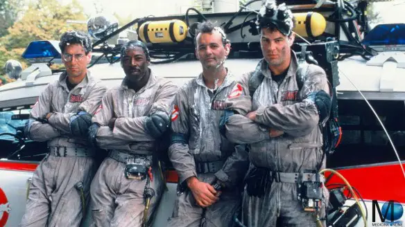 MEDICINA ONLINE ACCHIAPPAFANTASMI Ghostbusters is a 1984 American supernatural comedy film directed and produced by Ivan Reitman and written by Dan Aykroyd and Harold Ramis. The film stars Bill Murray WALLPAPER SFONDO HD