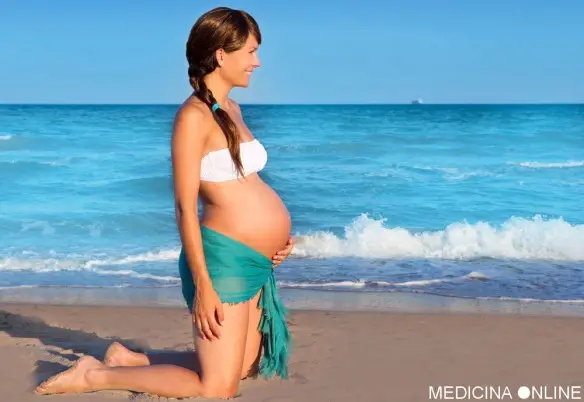 MEDICINA ONLINE GRAVIDANZA ATTESA MATERNITA ESTATE SOLE CALDO MARE PISCINA ABBRONZATURA PELLE MAMMA FIGLIO INCINTA FETO BIMBO BAMBINO SOLE AMNIOTICO MALE DOLORE UMIDITA FASTIDIO GINECOLOGIA