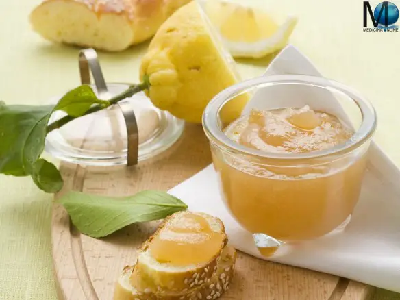 MEDICINA ONLINE MARMELLATA GELATINA CONSERVA MOSTARDA SENAPE VERDURA FRUTTA OLIO BARATTOLO BOTULINO DISINFEZIONE COTTURA BOLLITURA PESCA KIWI CREMA NUTELLA LIMONI RICETTA CACAO FATTA IN CASA YOGURT CALORIE DIETA FRAGOLA