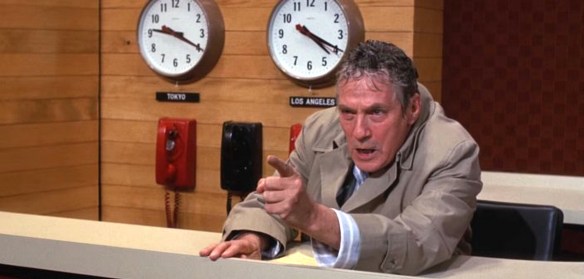 MEDICINA ONLINE network film di Sidney Lumet. Con Peter Finch, William Holden, Faye Dunaway, Robert Duvall, Ned Beatty. Titolo originale Network. Drammatico, durata 121 min. - USA 1976