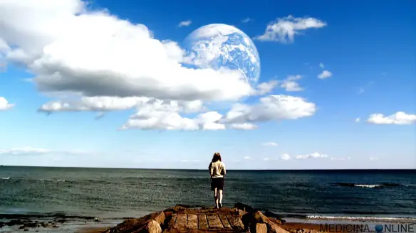 MEDICINA ONLINE ANOTHER EARTH FILM MOVIE CINEMA WALLPAPER PLANET SCIFI SKY PHOTO PICD PICTURE HD HI RESOLUTION TRAMA RECENSIONE 2010 Mike Cahill William Mapother Brit Marling DEAD  CARS SON NUDE BEST SCENE.jpg