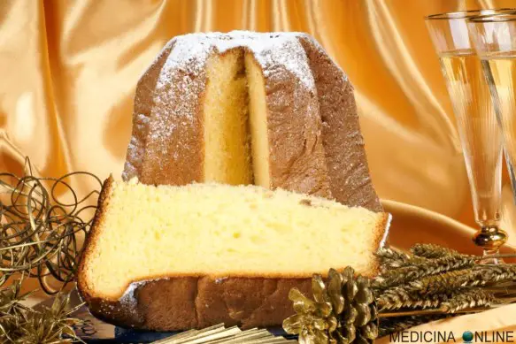 MEDICINA ONLINE NATALE DOLCI NATALIZI PANDORO PANETTONE TORRONE NOCCIOLE CIOCCOLATO BIANCO SFOGLIATA LIEVITAZIONE OFFELLA INGREDIENTI ZUCCHERO VENEZIANA A VELO CALORIE RICETTE DIFFERENZE DIETA CIBO DOLCE COLOMBA PASQUA.jpg