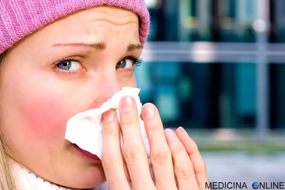 MEDICINA ONLINE RAFFREDDORE INFLUENZA FEBBRE 2018 2019 TEMPERATURA FARMACI AEROSOL RINOWASH DOCCIA NASALE NASO COLA CATARRO MUCO RINOVIRUS RINITE ALLERGICA INFETTIVA ATROFICA RESPIRO VIE AEREE NEONATI BAMBINI ADULTI