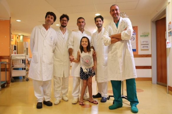 MEDICINA ONLINE BAMBINA 13 ANNI MEYER FIRENZE PROF DOTT ANTONIO MORABITO OPERAZIONE INTESTINO ITALIA BRASILE.jpg