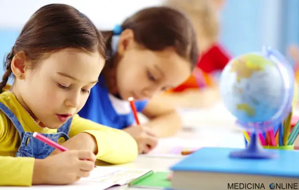 MEDICINA ONLINE SCRITTURA DISGRAFIA DISORTOGRAFIA TEST RIMEDI COME RICONOSCERLA SCUOLA ELEMENTARI BIMBI BAMBINI SCRIVERE DISEGNO PEDIATRIA MATITA PENNA ESEMPI