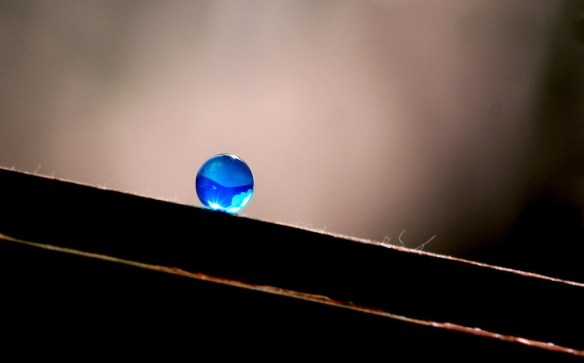 MEDICINA ONLINE Biglia su piano inclinato in discesa che cade veloce Fallacia della brutta china o del piano inclinato significato, esempi.jpg