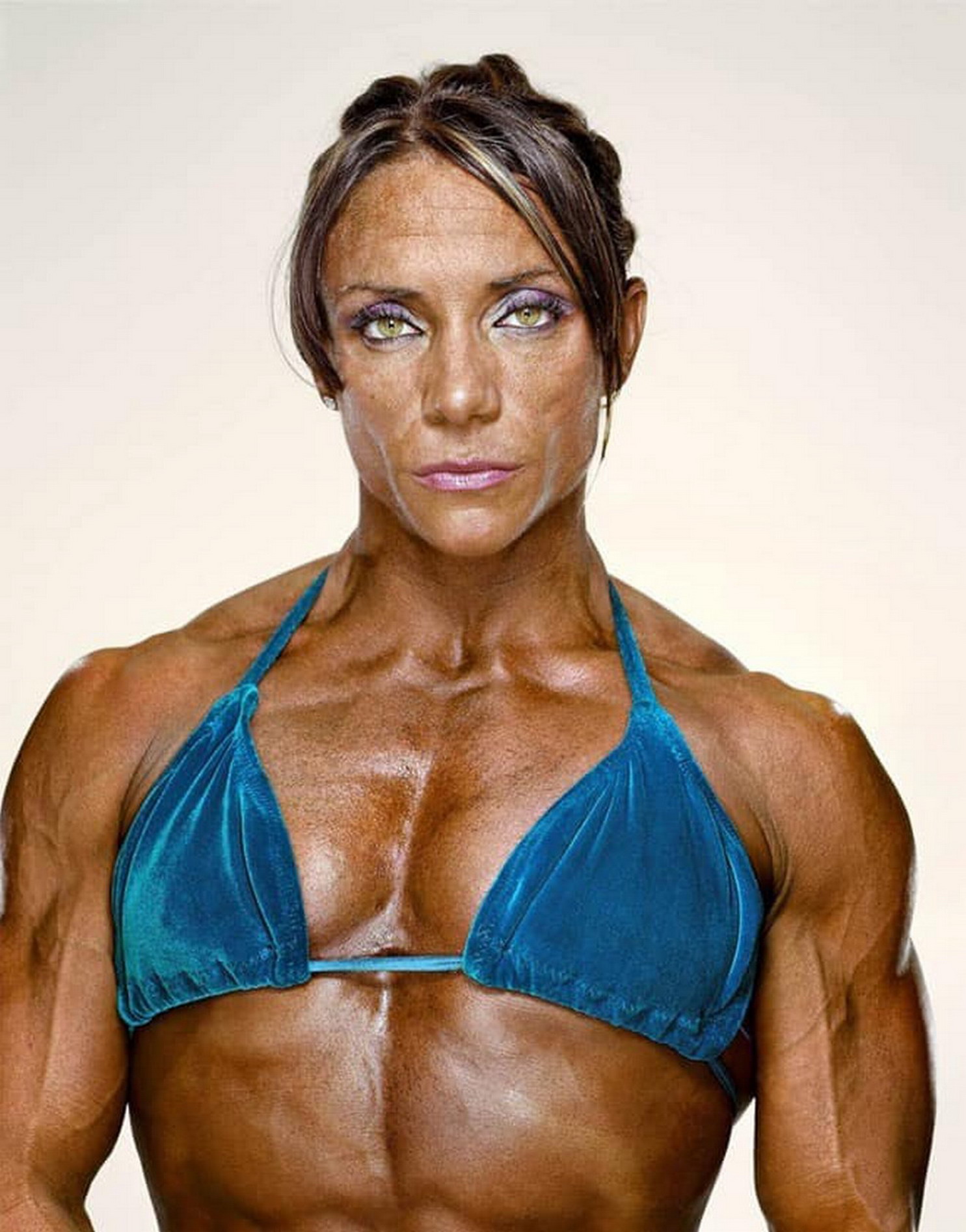 Pretty Female Bodybuilder