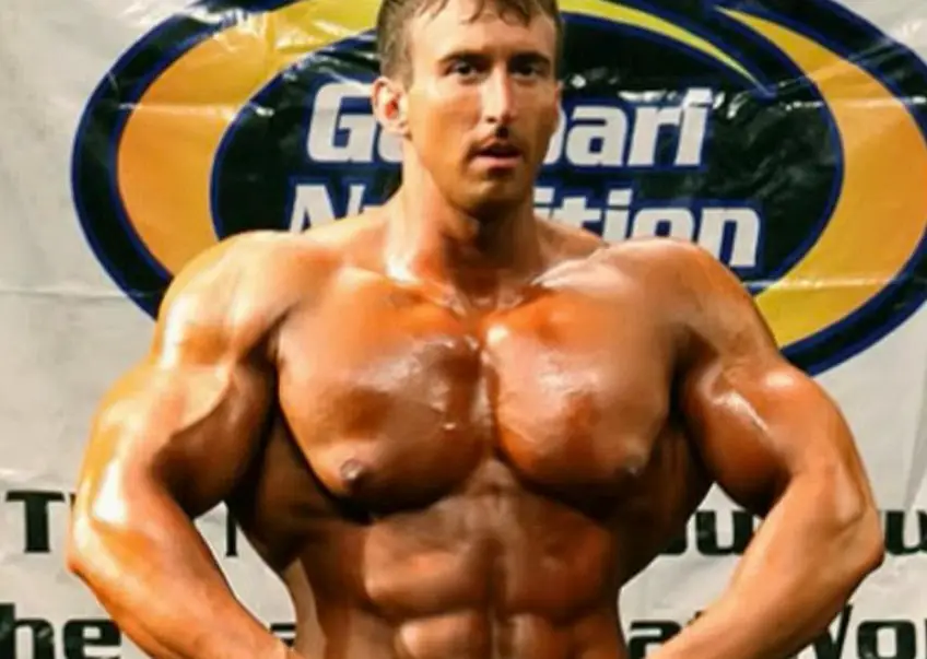 MEDICINA ONLINE GINECOMASTIA DOPING BODY BUILDING IMMAGINE.