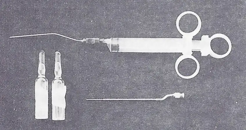 MEDICINA ONLINE TERAPIA SCLEROSANTE EMORROIDI SIRINGA AGO MONOUSO ANESTESIA SPINALE AGO A BAIONETTA CON PUNTA ASSOTTIGLIATA.